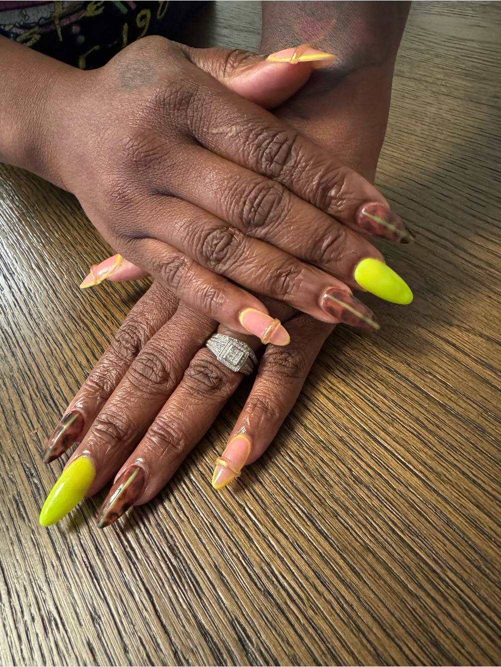 🚫SOLD🚫Neon & Leopard Press-On Nails